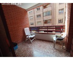 SE VENDE VIVIENDA CENTRÍCA CON PLAZA DE GARAJE