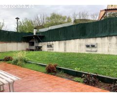 Chalet adosado en esquina en Olloki