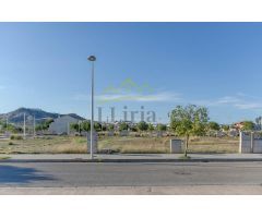 Ref. 04234.- EXCLUSIVA- Solar en Benisanó, zona Castillo, junto todos los servicios.