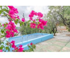 Ref. 04212 - EXCLUSIVA - Chalet independiente con vistas panorámicas en Chulilla, zona urbana.