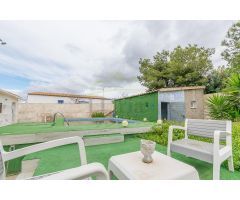 Ref 04269 - Chalet en venta en Urb. Les Mallaes - reformado y con piscina