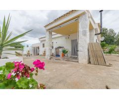 Ref 04269 - Chalet en venta en Urb. Les Mallaes - reformado y con piscina