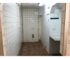 LOCAL COMERCIAL CON POSIBILIDAD DE HACER VIVIENDA