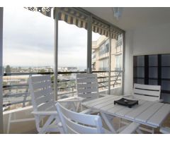 MAGNIFICA VIVIENDA EN ALQUIER FRENTE EL PUERTO