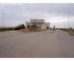 NAVE EN VENTA DE 3.000 M2 EN PARCELA DE 10.000 M2, ENTRE SALAMANCA Y VILLAMAYOR