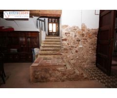 CASA DE PUEBLO EN FAURA ESPACIOSA MUCHAS POSIBILIDADES PRECIO REBAJADO