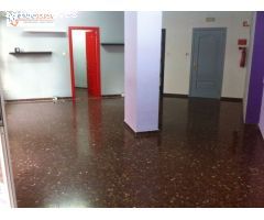 LOCAL COMERCIAL EN EL CENTRO DE SAGUNTO