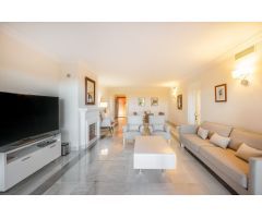 Apartamento en Venta en Benahavís, Málaga