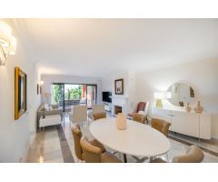 Apartamento en Venta en Benahavís, Málaga