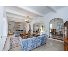 Chalet en Venta en Benahavís, Málaga