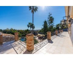Chalet en Venta en Benahavís, Málaga