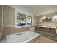 Chalet en Venta en Benahavís, Málaga