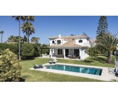 Chalet en Venta en Estepona, Málaga