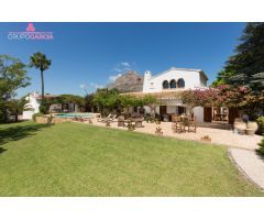 Preciosa finca en venta en Javea