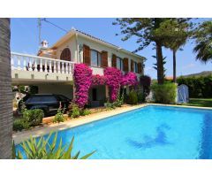 AMPLIA VILLA A LA VENTA EN PEDREGUER GV2018585-A