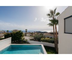 Villa Alma. Impresionante villa contemporánea con vistas al mar en venta en Cumbres del Sol Costa Bl