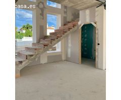 Impresionante villa en venta nueva en Monte Solana con vistas impresionantes. super precio