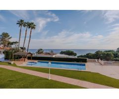 Vistas directas al Mar Mediterráneo - Dúplex en la costa de Moraira a la venta