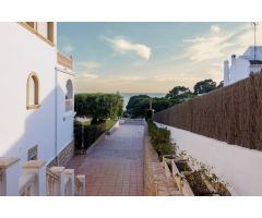 Vistas directas al Mar Mediterráneo - Dúplex en la costa de Moraira a la venta