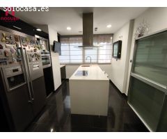VIVIENDA MUY CERCA DEL VIAL NORTE CON GARAJE Y TRASTERO