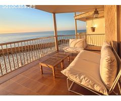 Apartamento primera linea de Mar (la Falconera)