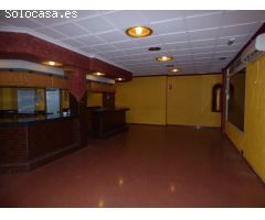 Antiguo bar La Campana. 90m2, 2 aseos. Persiana motorizada. Preparado para negocio de hostelería.