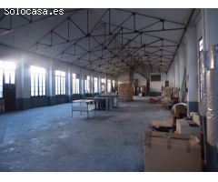 Nave industrial perfecta para fabricación.