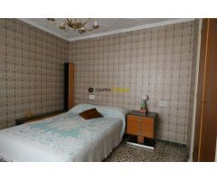 Vivienda de tres plantas en la zona de Juan Carlos I