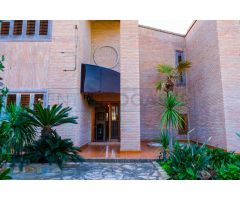 CHALET INDEPENDIENTE A LA VENTA EN NÁQUERA - ZONA