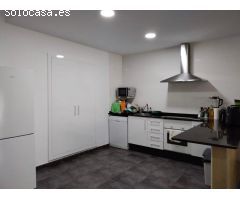 DISPONIBLE DESDE EL 3 DE SEPTIEMBRE 2025. HABITACIÓN CON BAÑO PRIVADO EN ALFARA DEL PATRIARCA.
