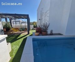 Chalet en Venta en Churriana de la Vega, Málaga
