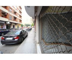 VENTA DE BAJO COMERCIAL EN TORRENT