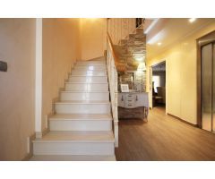 EXTRAORDINARIO ADOSADO EN VENTA EN MARCHADELLA TORRENT