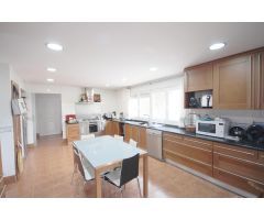 ALQUILER DE CHALET ALTO STANDING EN ZONA LAS AMÉRICAS