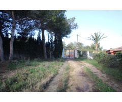 CHALET CON AMPLIA PARCELA EN VENTA URB. COLINA DE VENTA CABRERA