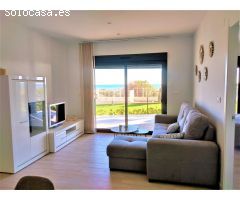 Apartamento con vistas al mar en una urbanización moderna a 50m de la playa de La Mata.
