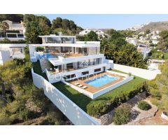 PROPIEDAD DE LUJO FRENTE AL MAR en MORAIRA, Costa Blanca | SEAFRONT EXCLUSIVE VILLA in Moraira