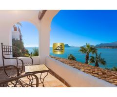 #1 · CHALET DE LUJO FRENTE AL MAR en Playa Portet, Moraira | Agencia Inmobiliaria Experta