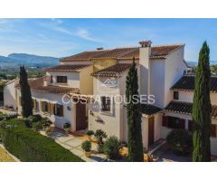 Elegante y Lujosa Villa de estilo colonial en Javea · MONTGO ? Fincas con encanto en la Costa Blanca
