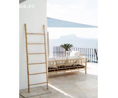 ? IBIZA VILLA FRENTE AL MAR EN MORAIRA, Costa Blanca | Exclusive SEAFRONT IBIZA VILLA in Moraira