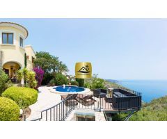 VILLA JAZMIN - VIVIENDA EXCLUSIVA EN PRIMERA LINEA DEL MAR EN BENITACHELL, COSTA BLANCA