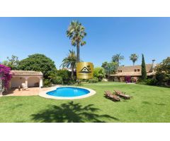 Villa de Piedra en Javea · ADSUBIA | Playa Arenal · 4 dorm · 1.725m2 Jardín | Costa Blanca Property