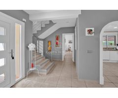 VILLA BREEZE - EXCLUSIVA VILLA CON VISTAS INCOMPARABLES AL MONTGO Y AL MAR EN JAVEA
