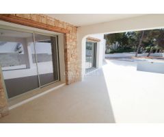 NUEVA VILLA IBICENCA EN VENTA EN CAP BLANC, MORAIRA COSTA BLANCA