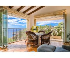 VILLA FALCOMAR - ENCANTO MEDITERRÁNEO CON VISTAS AL MAR EN JAVEA, ALICANTE