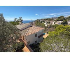 VILLA FALCOMAR - ENCANTO MEDITERRÁNEO CON VISTAS AL MAR EN JAVEA, ALICANTE