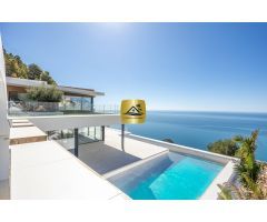 MANSIÓN DE LUJO CON VISTAS PANORÁMICAS AL MAR EN ALTEA HILLS - ENCLAVE EXCLUSIVO
