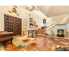 VILLA CAPRICHO - LUJO Y PRIVACIDAD EN ALTEA HILLS CON VISTAS AL MAR Y AL SKYLINE DE BENIDORM