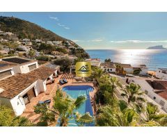 VILLA IBIZA STYLE - UN REFUGIO MEDITERRÁNEO A SOLO 90 METROS DE LA PLAYA EL PORTET, MORAIRA