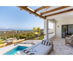 VILLA BLANCA – ELEGANCIA IBICENCA CON VISTAS AL MAR EN JAVEA, ALICANTE COSTA BLANCA